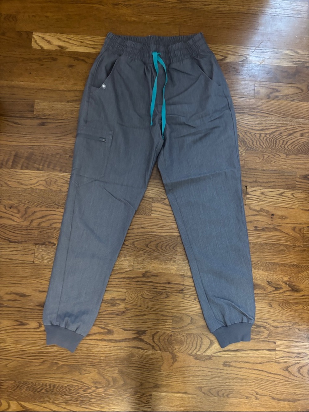 Figs Women’s Gray Joggers with Teal Drawstring